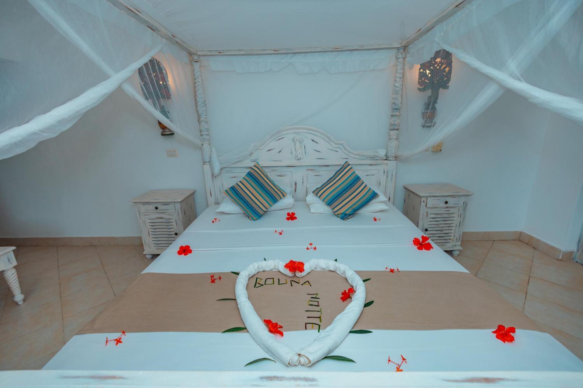 Twiga Beach Resort Watamu Exterior foto